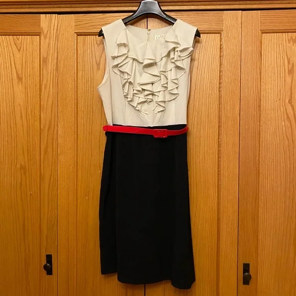 Emma & Michele Size 14 Black and Cream Dress with Red Belt - Picture 1 of 7